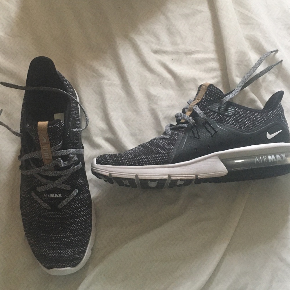 Nike air max’s size 8 never worn no box